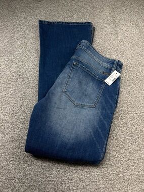 NWT Women's KanCan Medium Wash Blue High Rise Bootcut Slit Hem Jeans Size 31x32